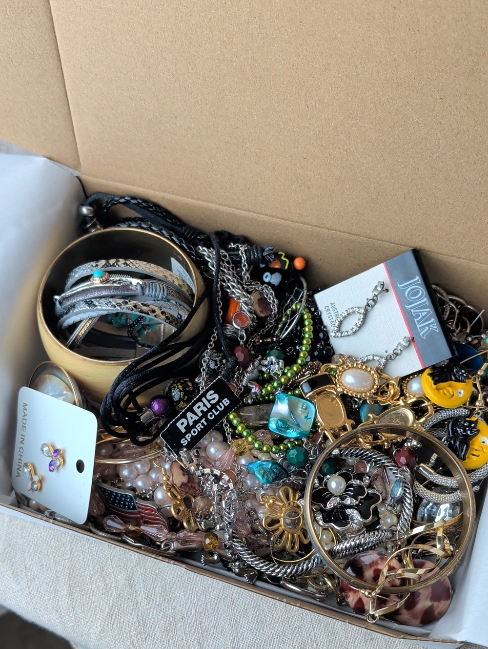 Mystery Wearable Jewelry Lot Treasure Hunt! 2 Lbs!!